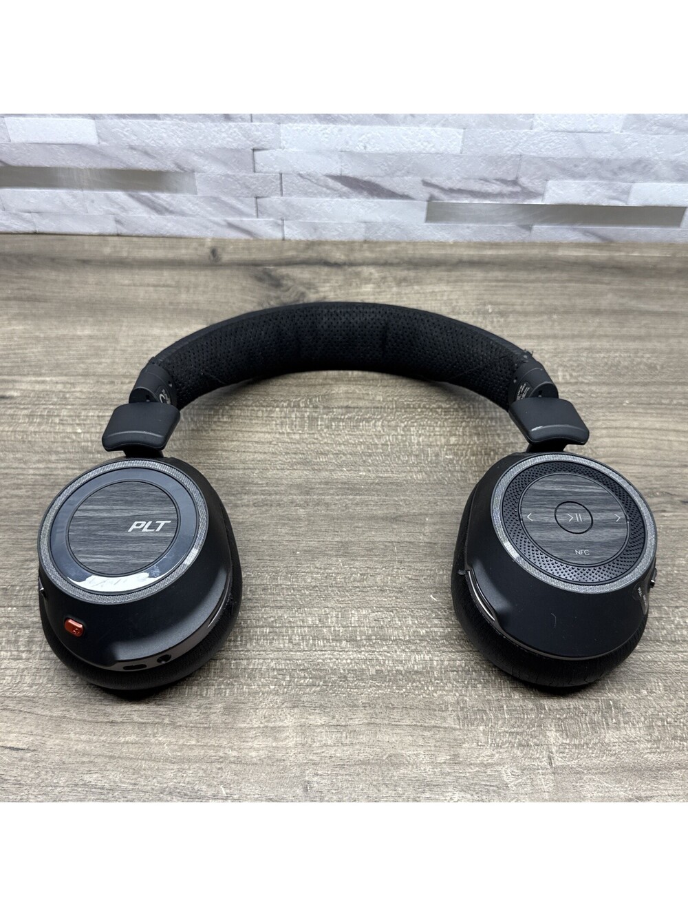 Plantronics Voyager UC B8200 Headphones Headset Black Bluetooth No Dongle